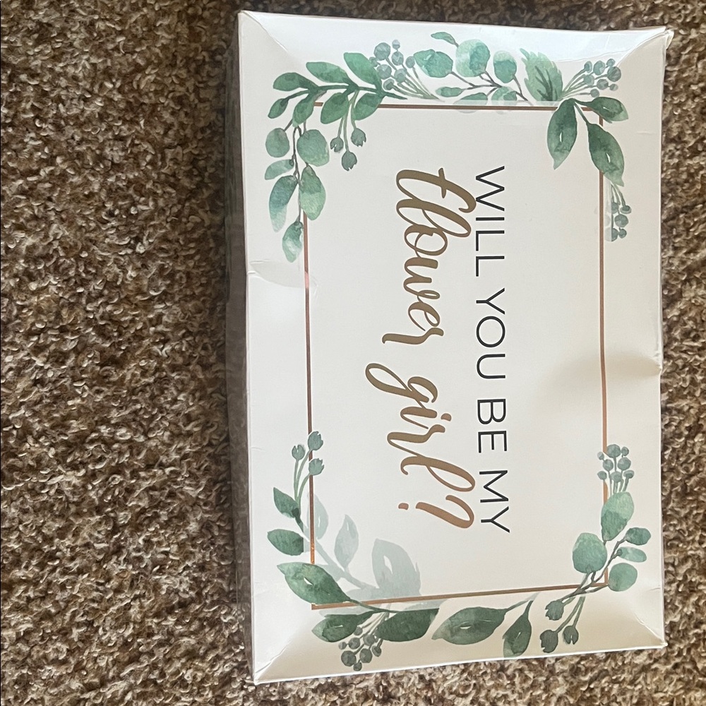 Flower girl proposal gift box